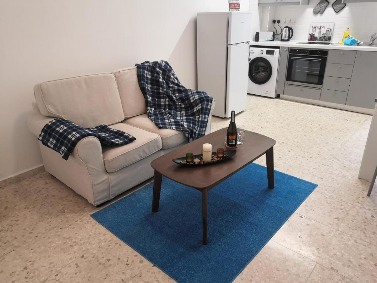 Premium Beach Studio Wh 12 Daire Polis Dış mekan fotoğraf