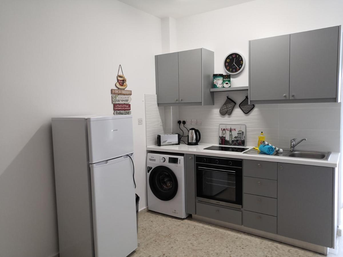 Premium Beach Studio Wh 12 Daire Polis Dış mekan fotoğraf